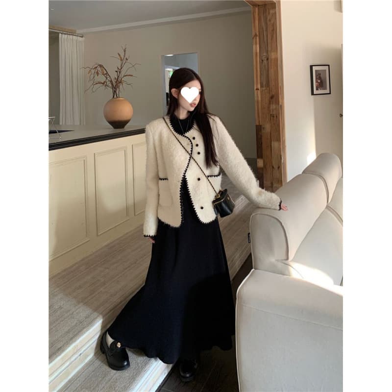 シンプル美シルエットニットワンピース