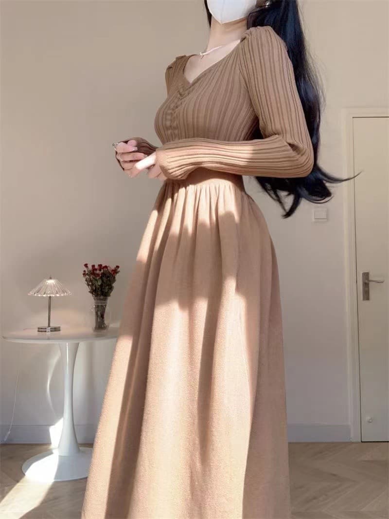 ふんわり優美シルエットニットワンピース